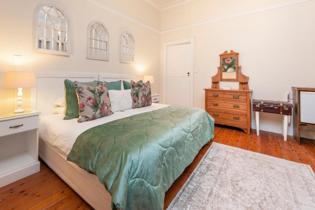 Cliff Cottage B&B Hermanus Exteriör bild