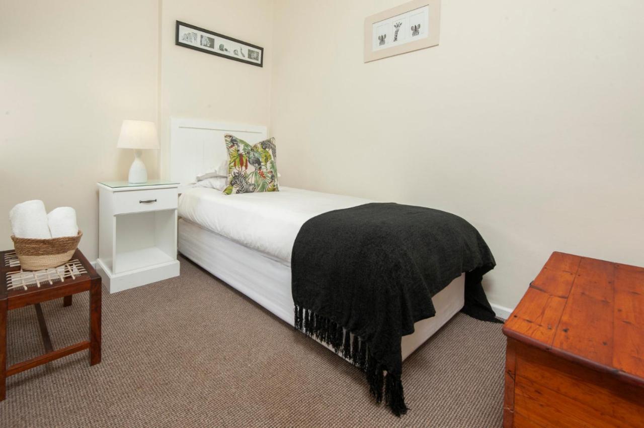 Cliff Cottage B&B Hermanus Exteriör bild